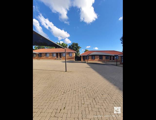 2 BEDROOM TOWNHOUSE TO LET IN SASOLBURG EXT 10